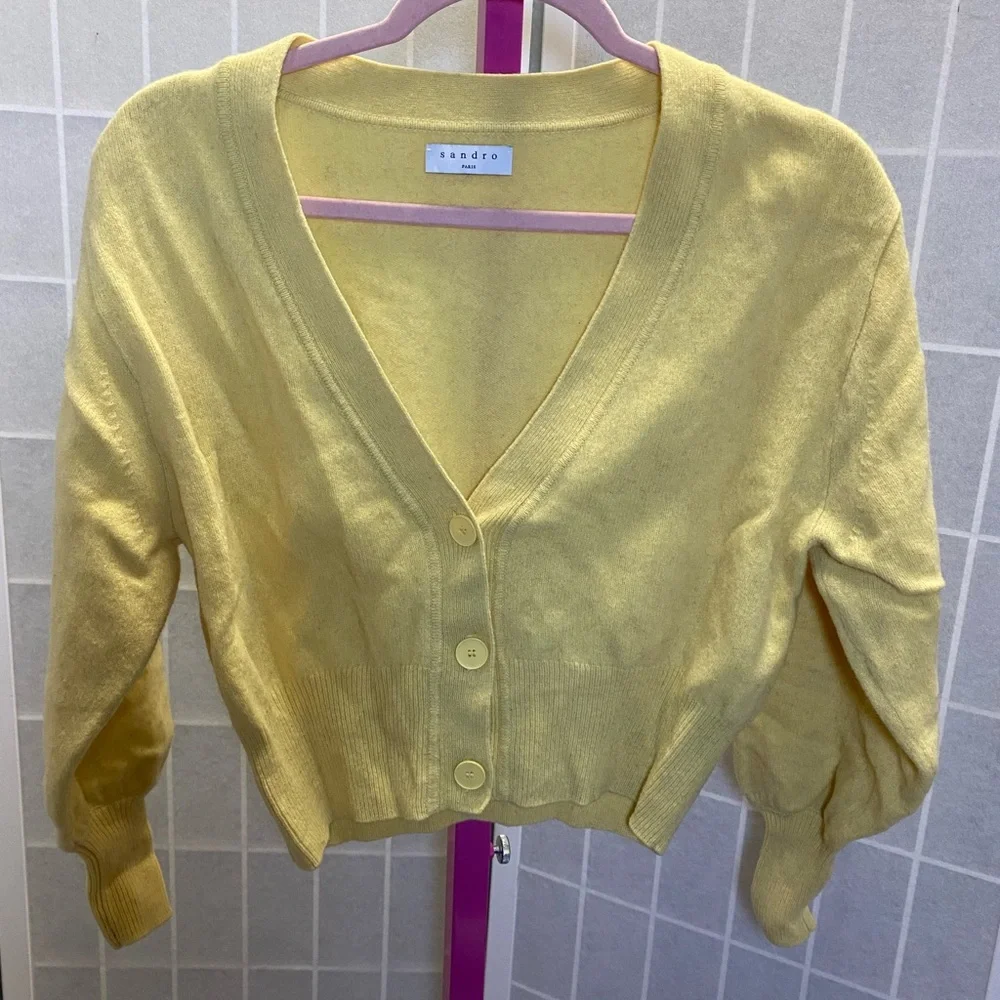 SANDRO
Happy Balloon-Sleeved Wool Cardigan - Light
Yellow - Picture 6 of 11